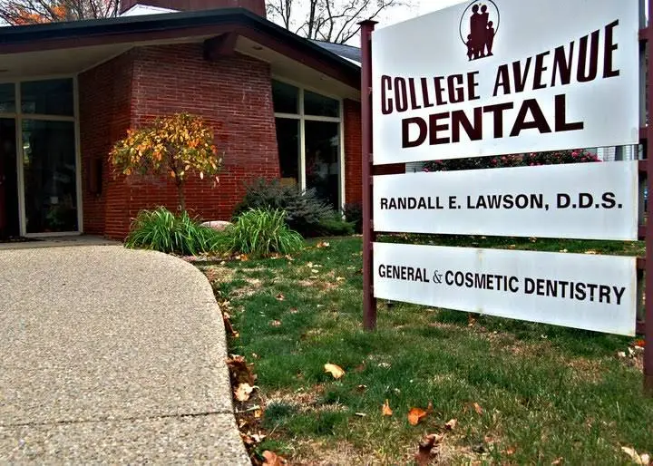 College Avenue Dental - Professional dental clinic exterior with modern facilities