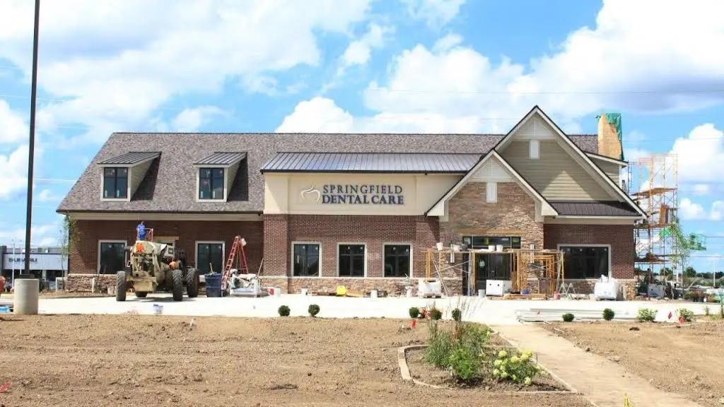 Springfield Dental Care - Professional dental clinic exterior with modern facilities
