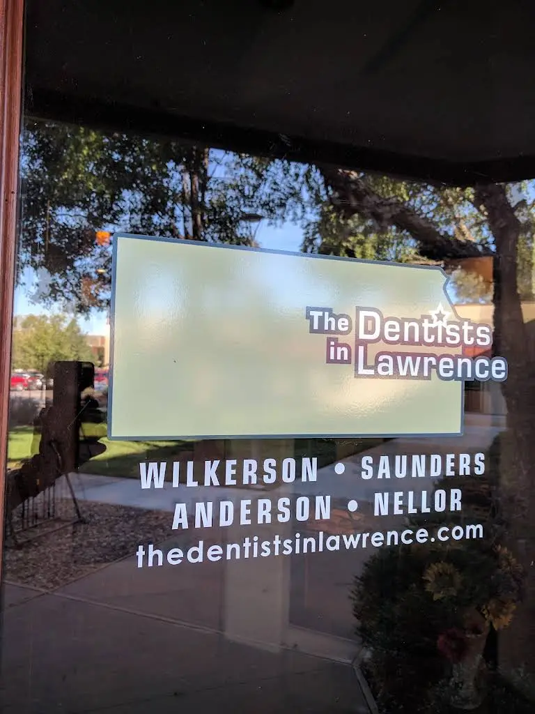 The Dentists in Lawrence