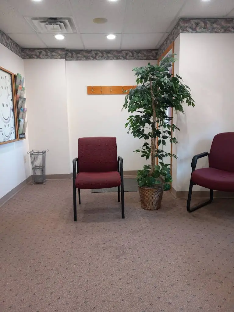 Donald S. Dazen DMD - Professional dental clinic exterior with modern facilities