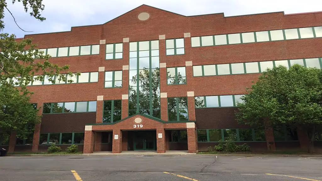 Barats Family Dentistry - Professional dental clinic exterior with modern facilities