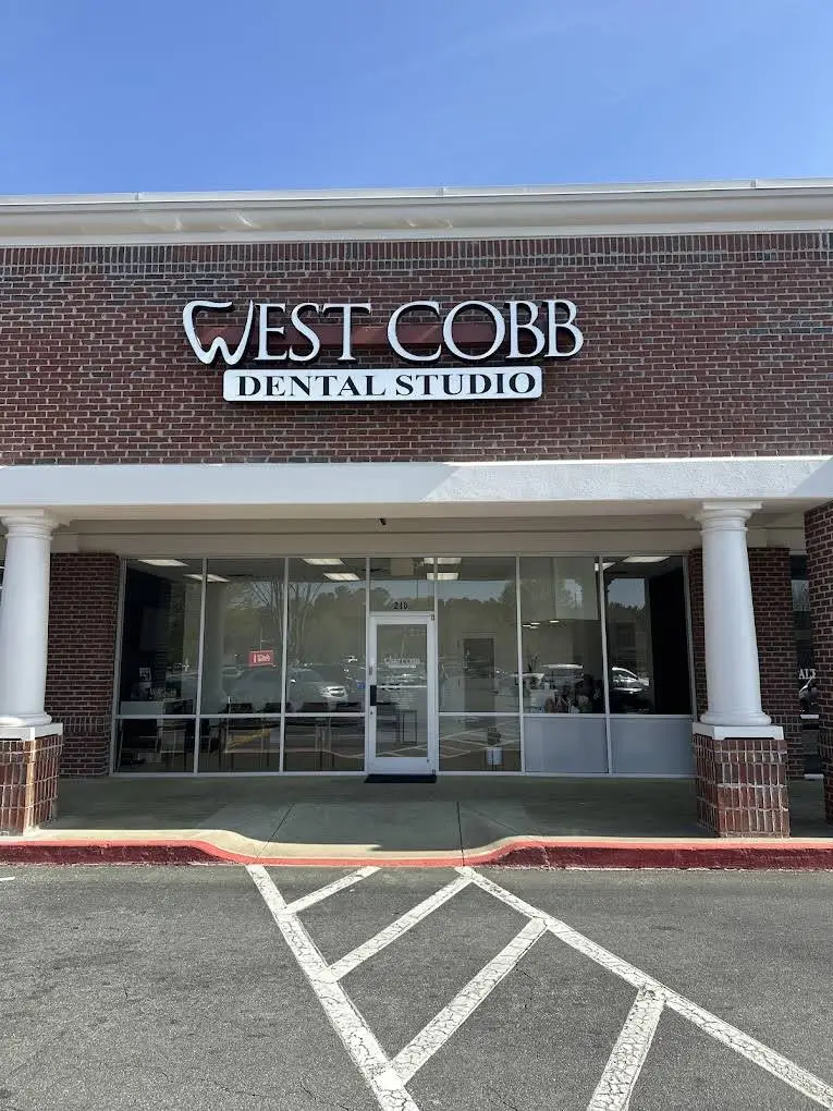 West Cobb Dental Studio - Professional dental clinic exterior with modern facilities