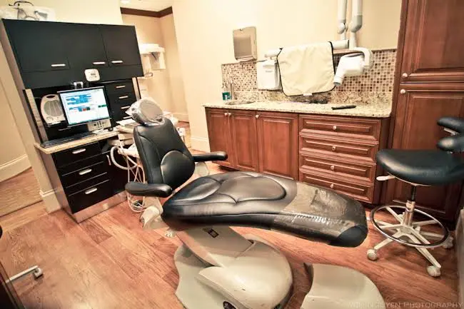 Reich Dental Center