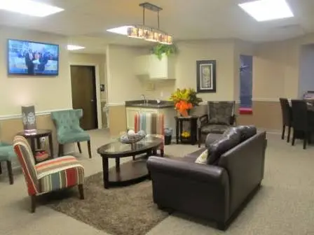 Fox Chapel Family Dental - Professional dental clinic exterior with modern facilities