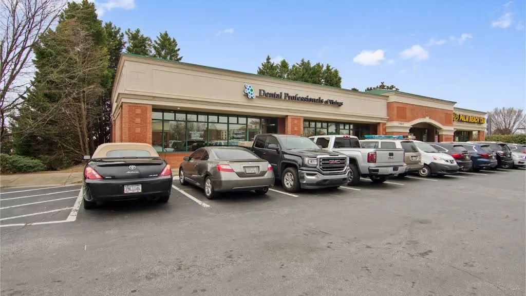 Imagix Dental - Professional dental clinic exterior with modern facilities