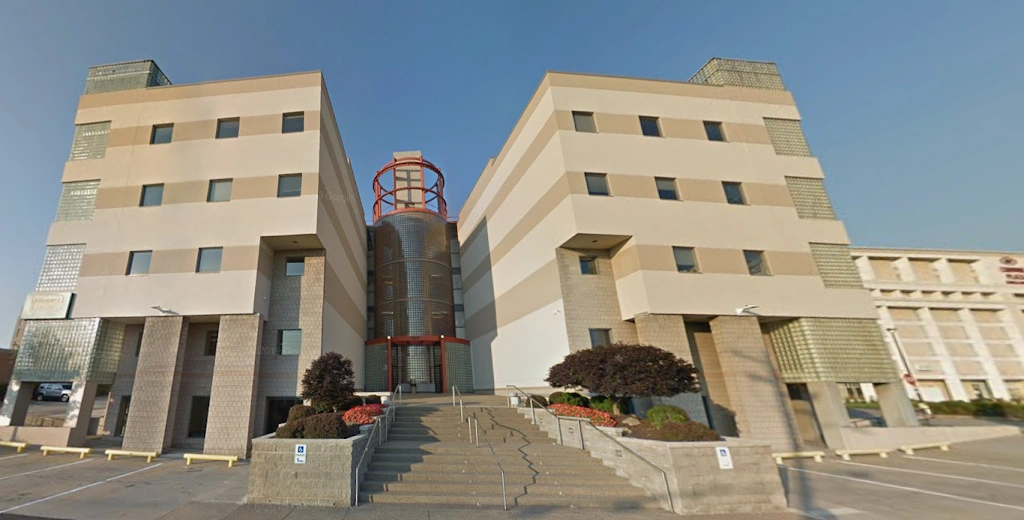 South Vue Dentistry - Professional dental clinic exterior with modern facilities
