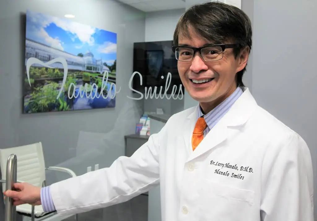 Manalo Smiles - Professional dental clinic exterior with modern facilities