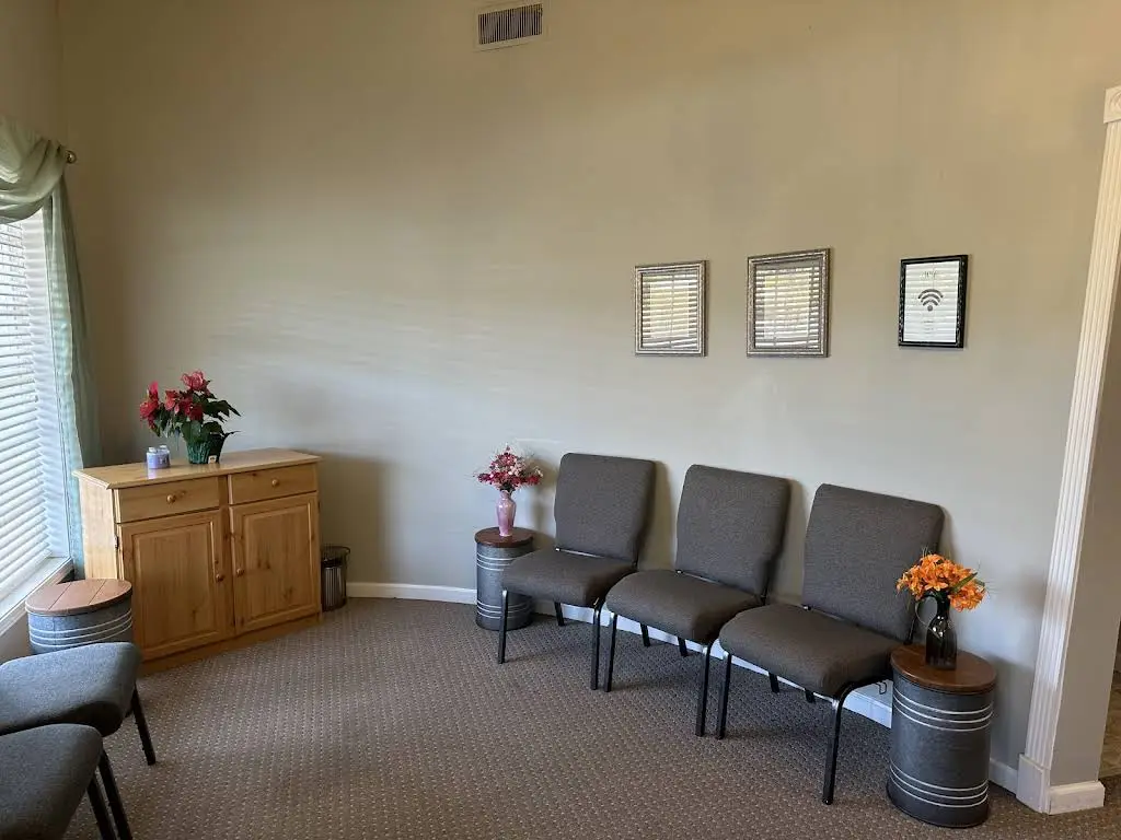 Cobb Dental Expressions - Professional dental clinic exterior with modern facilities