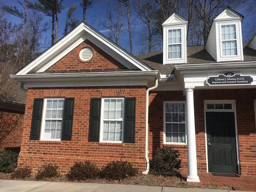 Georgia Dental Wellness - Professional dental clinic exterior with modern facilities