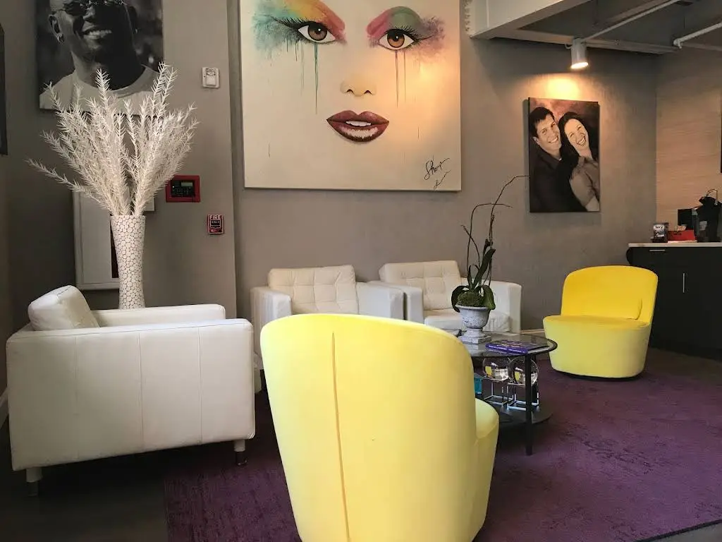 Intown Smile Studio - Professional dental clinic exterior with modern facilities