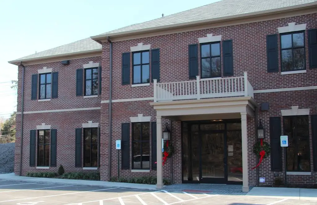 Stopperich Oral & Maxillofacial Surgery - Professional dental clinic exterior with modern facilities