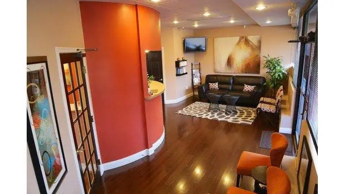 Modern Dental Atlanta - Professional dental clinic exterior with modern facilities