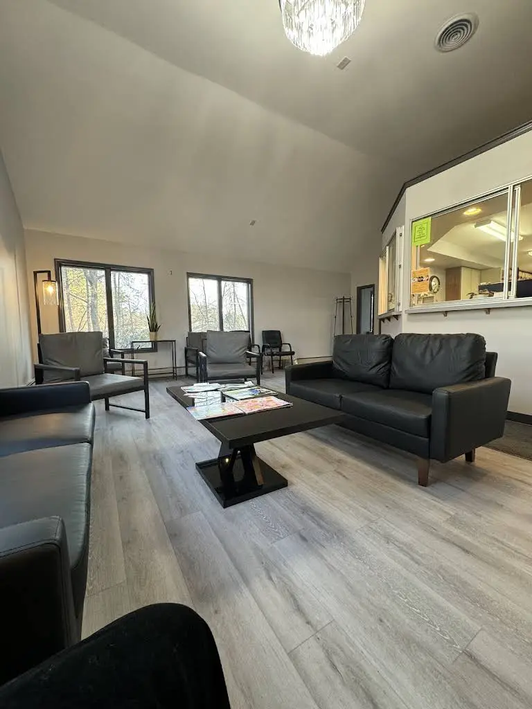 Michael L. King, DDS, Family Dentistry - Professional dental clinic exterior with modern facilities