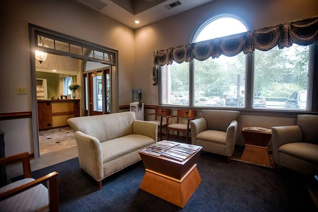 Mountain View Dental - Professional dental clinic exterior with modern facilities