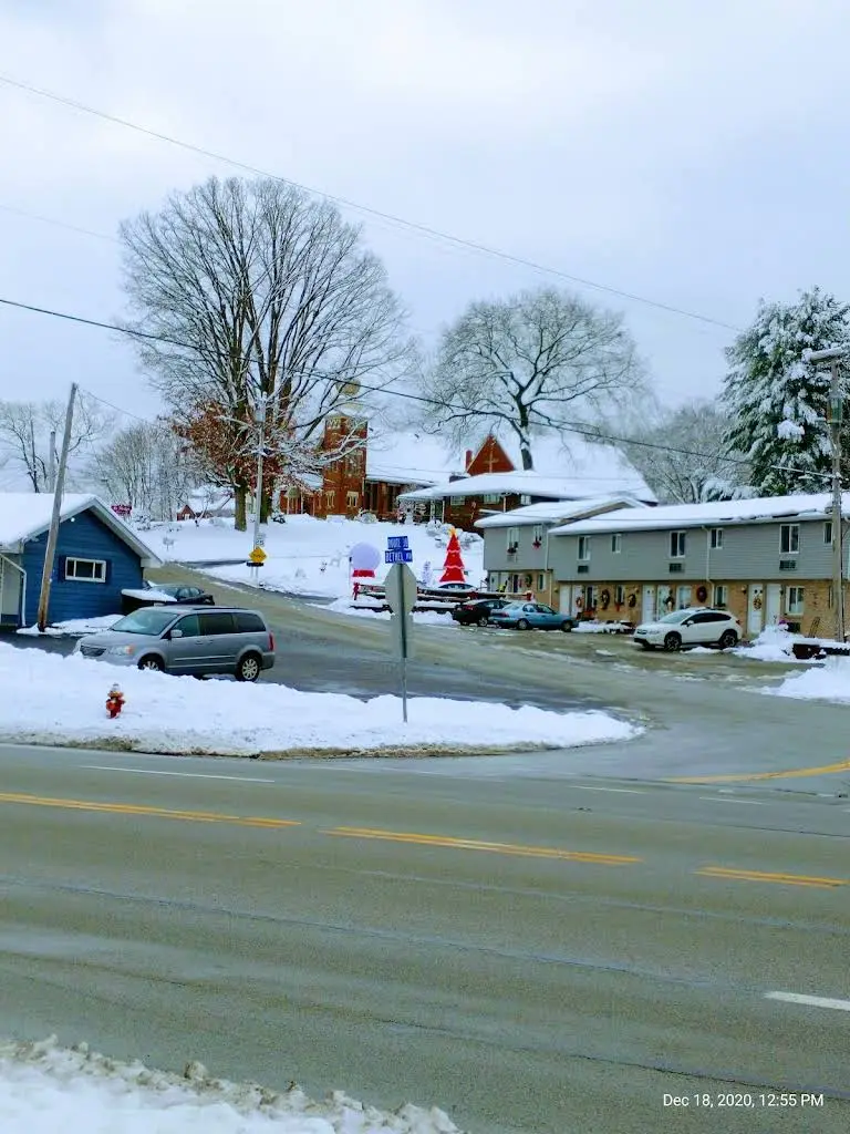 Benjamin J. McCormley, DMD - Professional dental clinic exterior with modern facilities