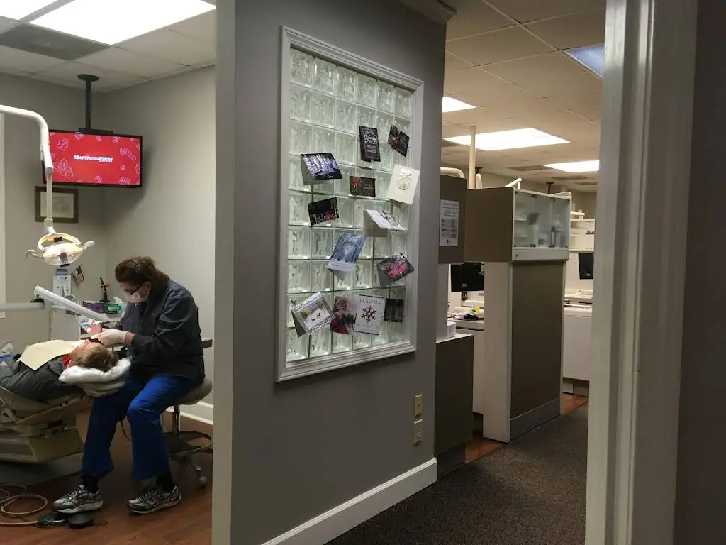Hester Dental - Bruce A. Hester DMD