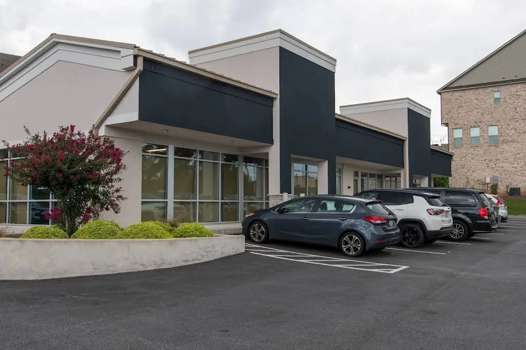Atlanta Dental Studio - Professional dental clinic exterior with modern facilities