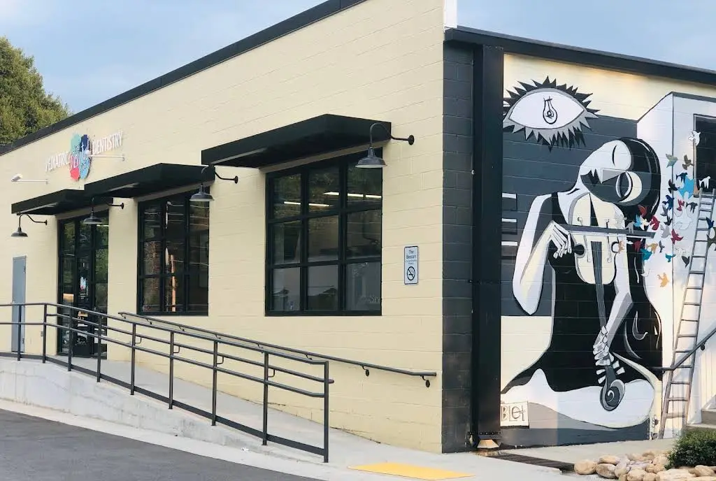 Kids Dental Studio - Professional dental clinic exterior with modern facilities