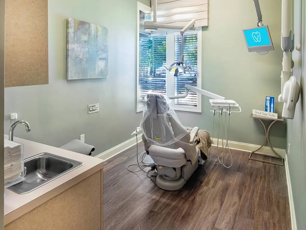 Vlass & Merritt Dental Care
