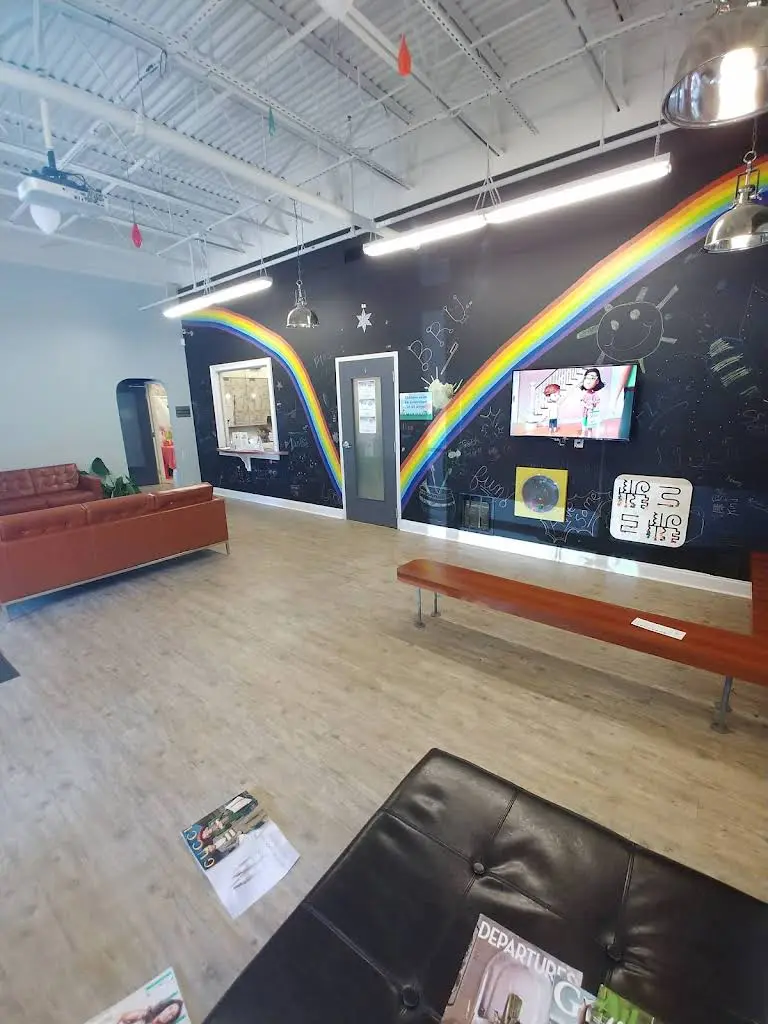 Roswell Pediatric Dentistry - Professional dental clinic exterior with modern facilities