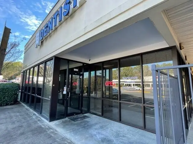 Northside Dental Partners - Professional dental clinic exterior with modern facilities