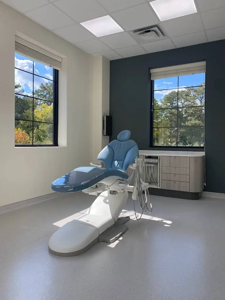 Arches Ferry Dental - Professional dental clinic exterior with modern facilities