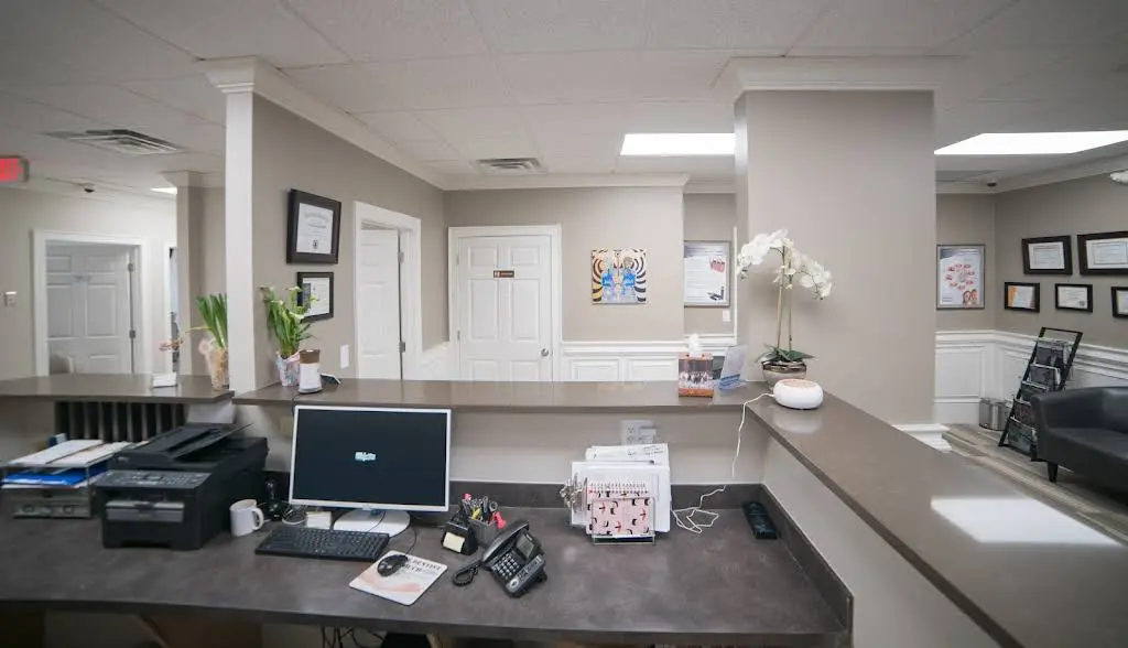 Light Touch Dentist - Professional dental clinic exterior with modern facilities