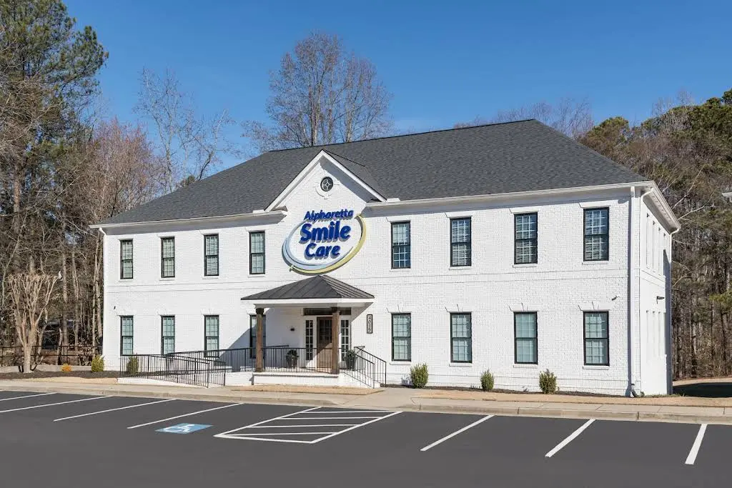 Alpharetta Smile Care: Dr. Doug Worful