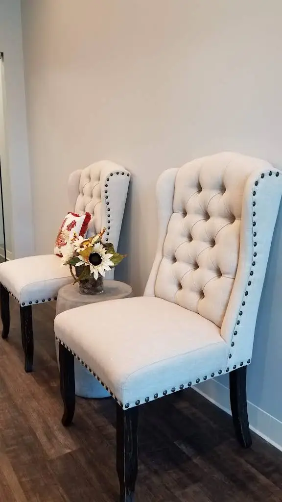 Perimeter Endodontics & Implants - Professional dental clinic exterior with modern facilities
