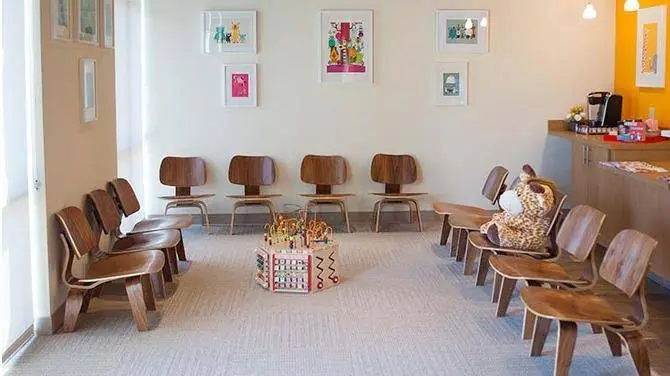 Polkadot Pediatric Dentistry - Professional dental clinic exterior with modern facilities