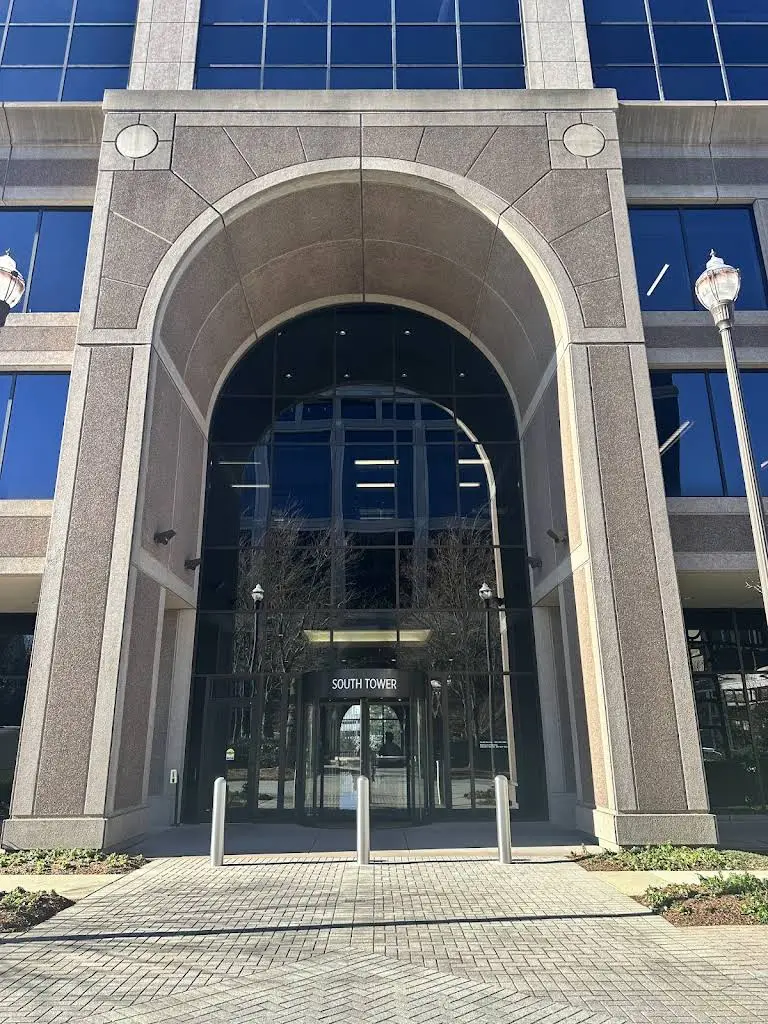 Smiles by Mario Montoya Atlanta - Professional dental clinic exterior with modern facilities
