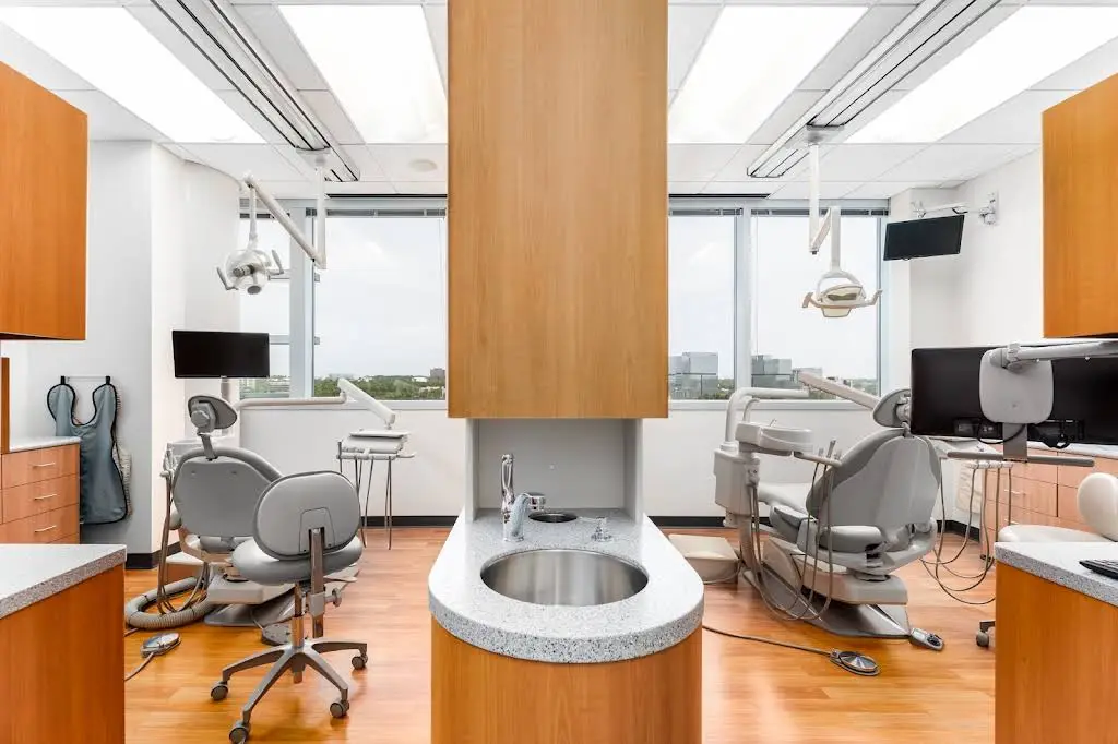 Connected Smile Solutions By Dr. Jennie Austin - Professional dental clinic exterior with modern facilities