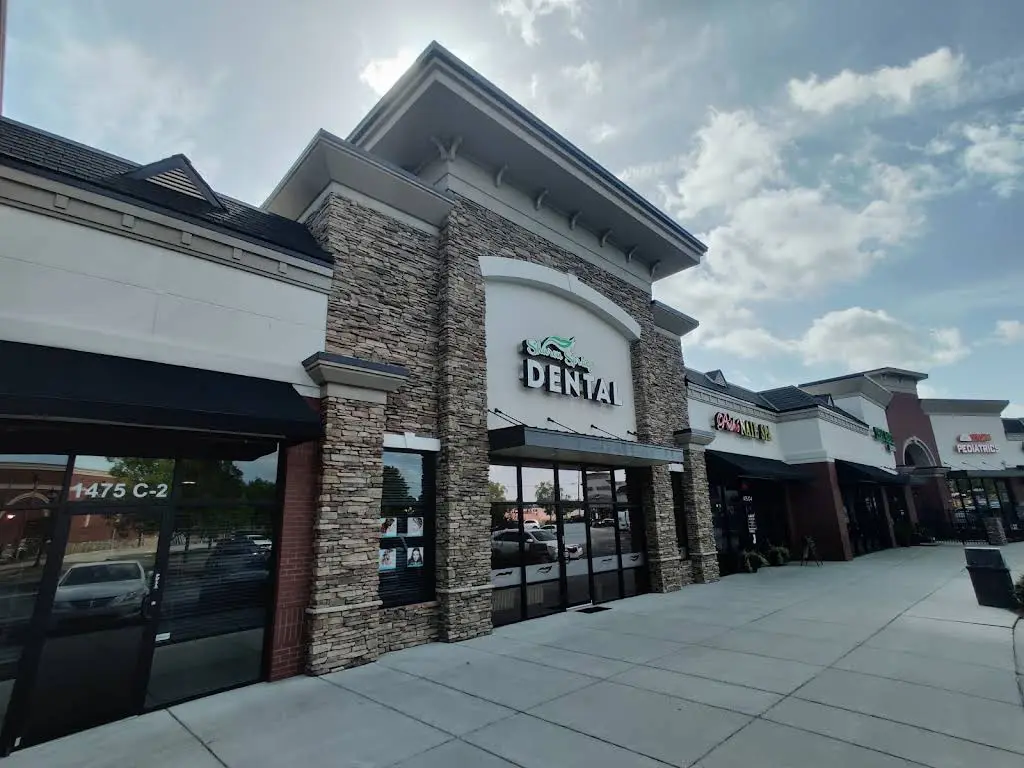 Sharon Springs Dental - Professional dental clinic exterior with modern facilities