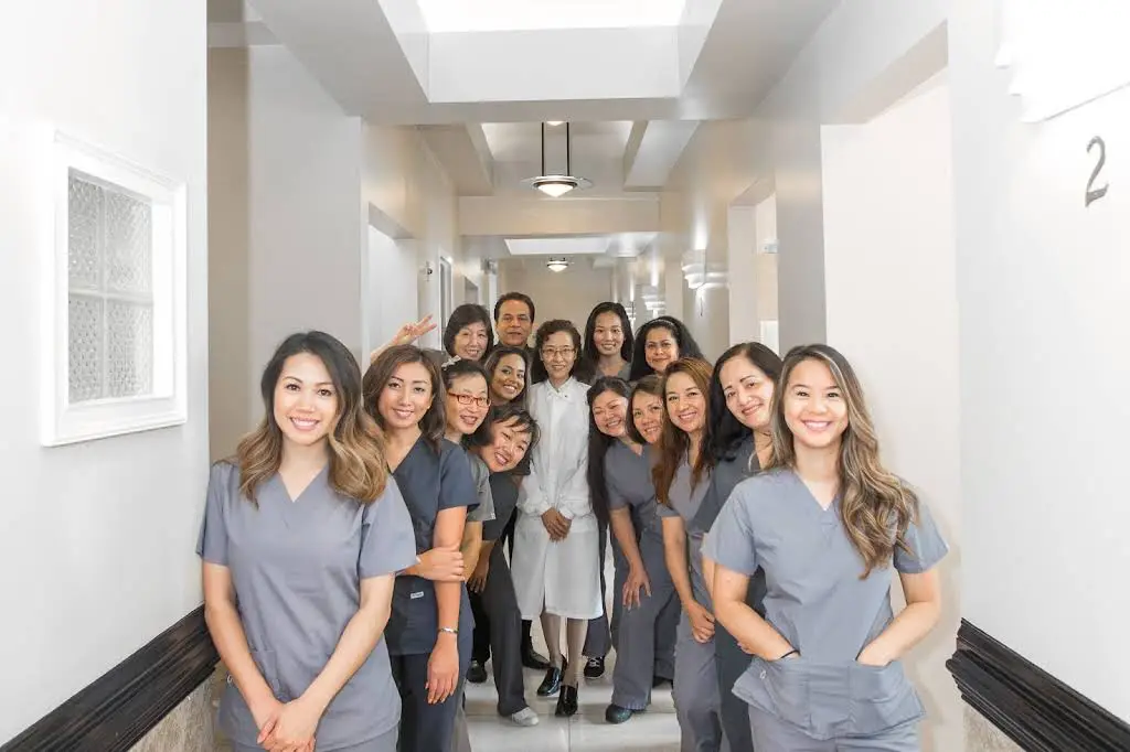 Yi-Tsu Cheng, D.D.S. & Associates - Professional dental clinic exterior with modern facilities