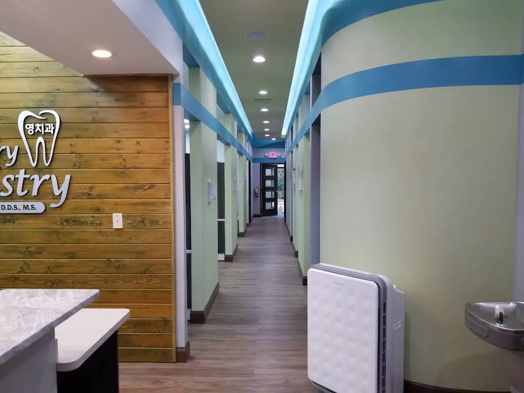 Howell Ferry Dentistry - Professional dental clinic exterior with modern facilities
