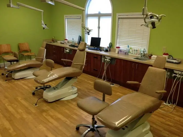 Eaton Pediatric Dentistry - Professional dental clinic exterior with modern facilities