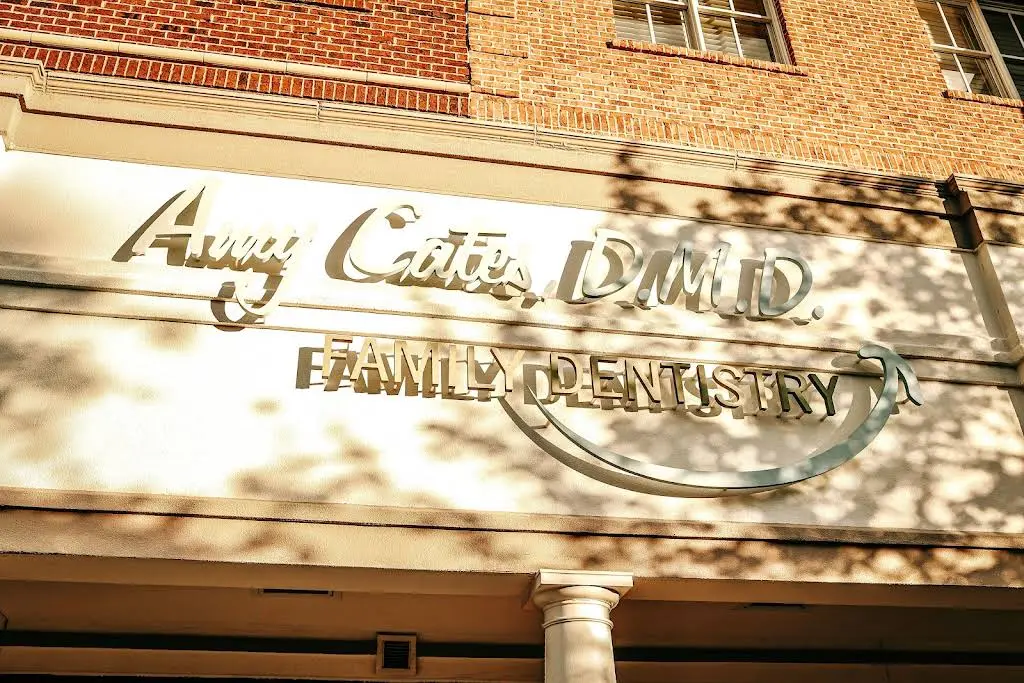 Amy Cates, D.M.D. - Professional dental clinic exterior with modern facilities
