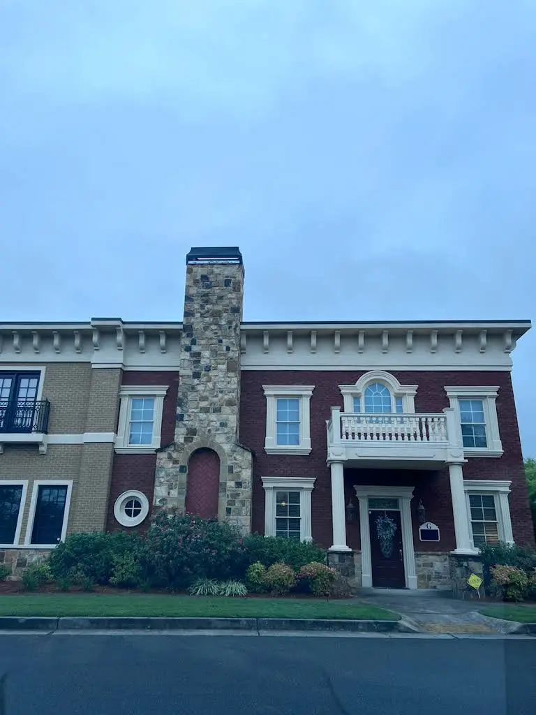 Sugarloaf Periodontal & Dental Implant Care - Professional dental clinic exterior with modern facilities
