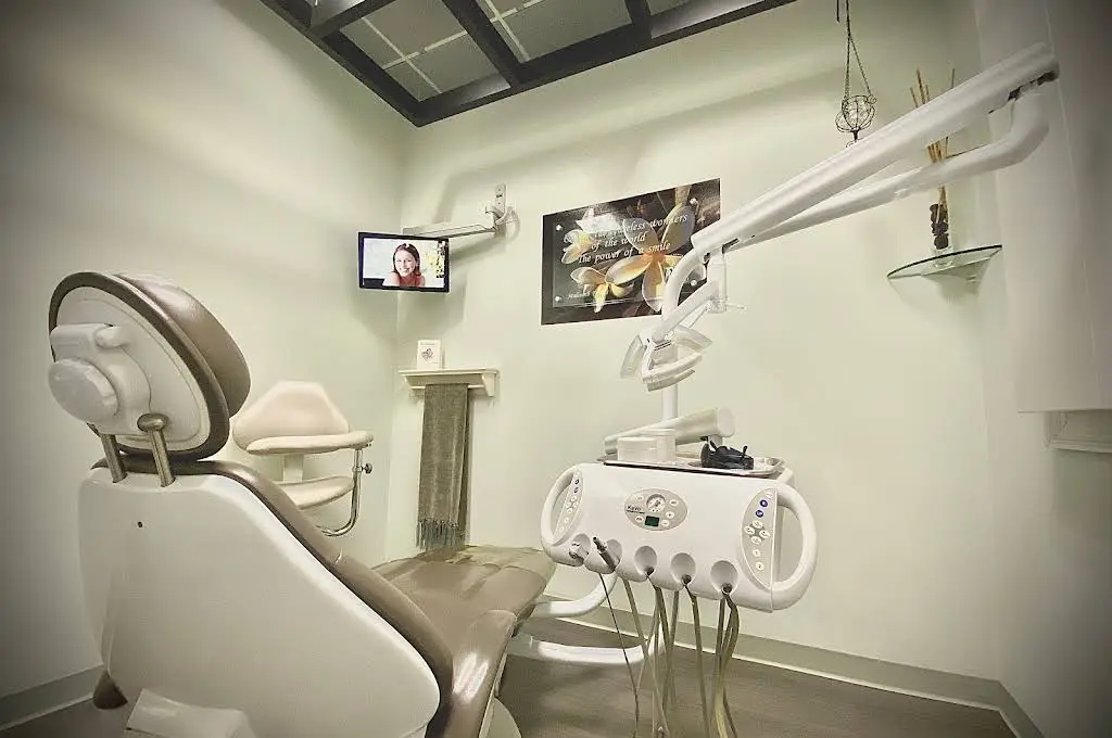 Gwinnett Dental Care - Professional dental clinic exterior with modern facilities