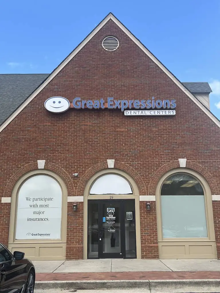 Great Expressions Dental Centers - Professional dental clinic exterior with modern facilities