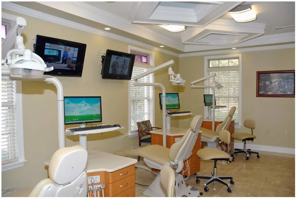 Georgia Orthodontic Care - Professional dental clinic exterior with modern facilities