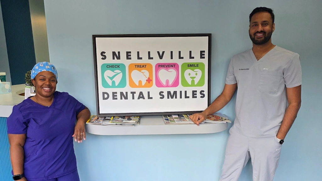 Snellville Dental Smiles - Professional dental clinic exterior with modern facilities