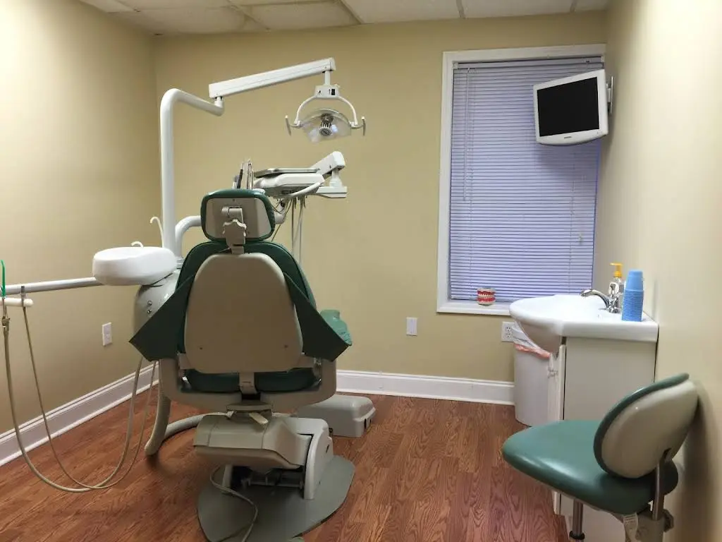 Georgia Dental Associates - Professional dental clinic exterior with modern facilities