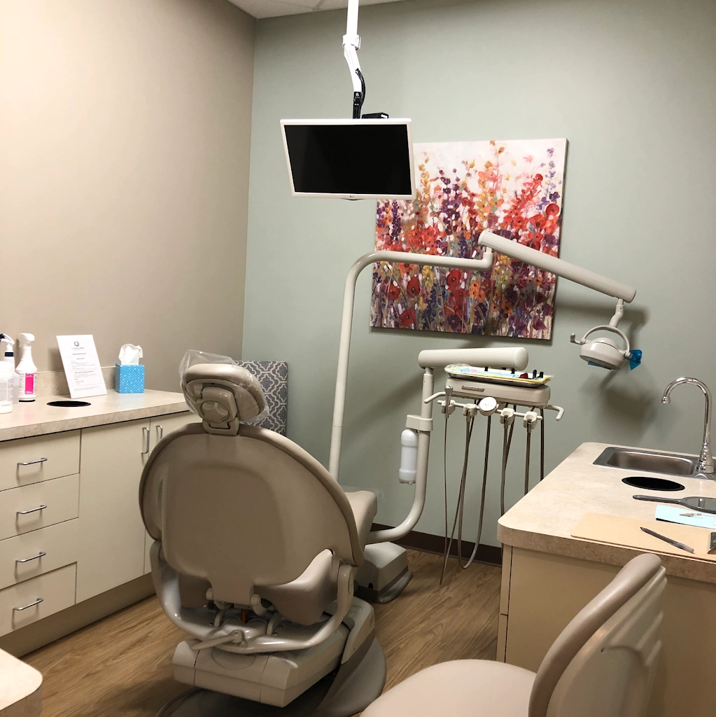 Cedar Creek Family Dental - Professional dental clinic exterior with modern facilities