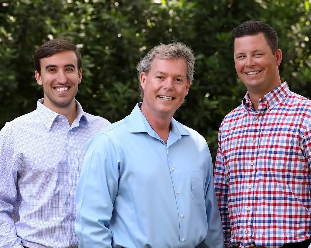 Petree & Seibert Family Dentistry - Professional dental clinic exterior with modern facilities