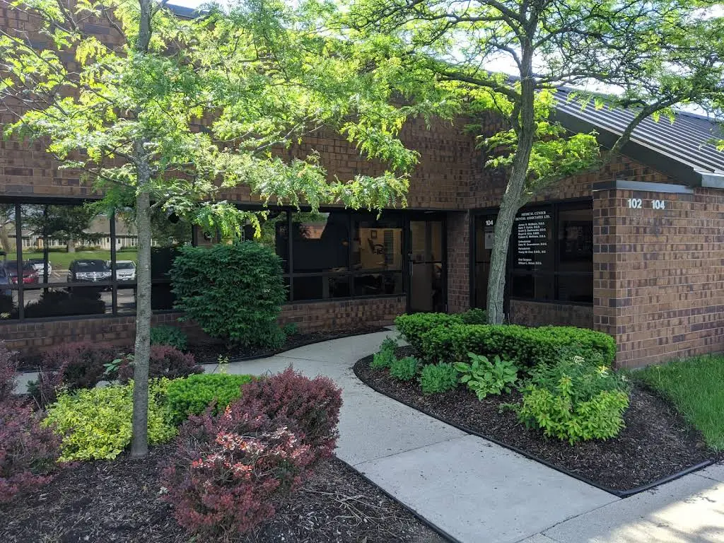 Medical Center Dental Associates - Professional dental clinic exterior with modern facilities