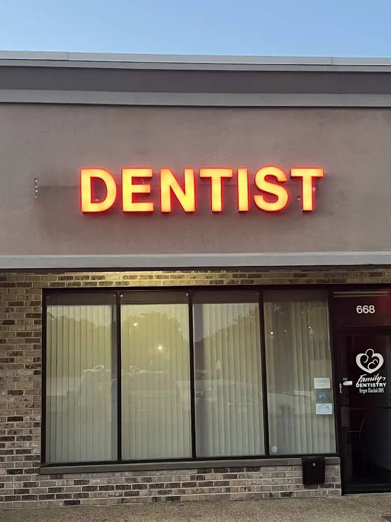 Natural Smiles Family Dentistry - Professional dental clinic exterior with modern facilities
