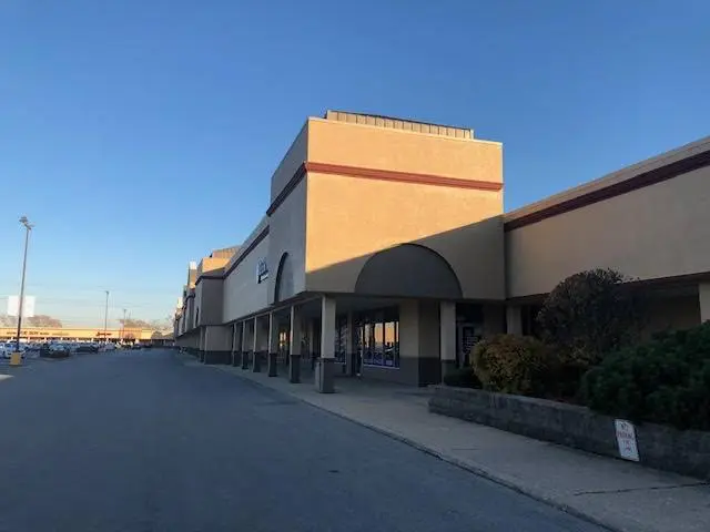 Georgetown Square Dental Center