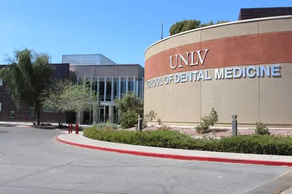 UNLV Orthodontic Clinic - Professional dental clinic exterior with modern facilities