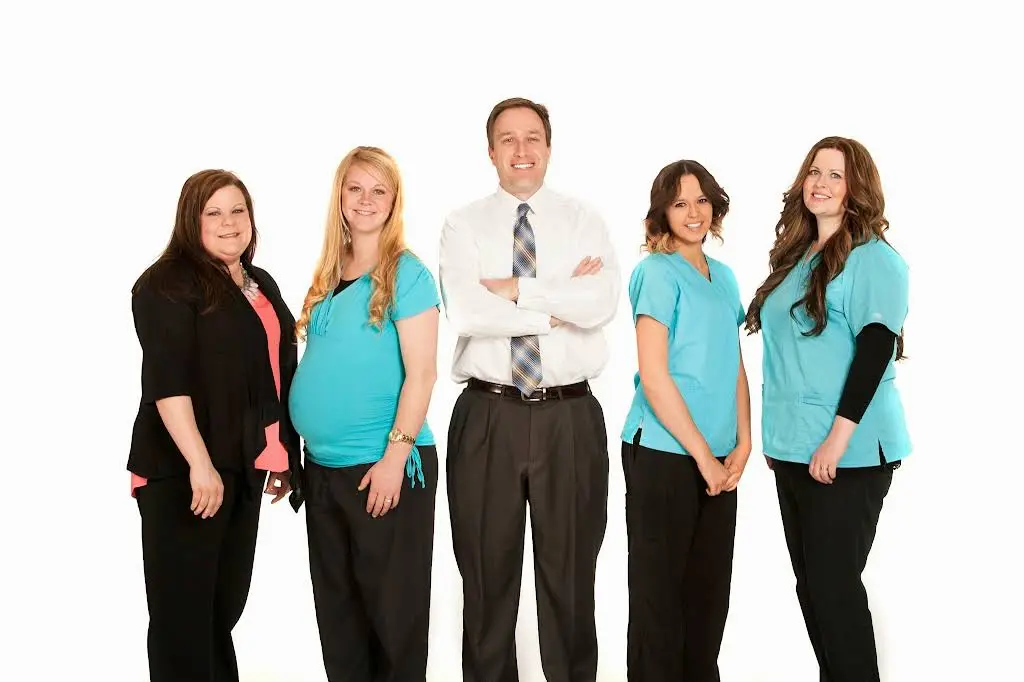 Eric Johansen DDS - Professional dental clinic exterior with modern facilities